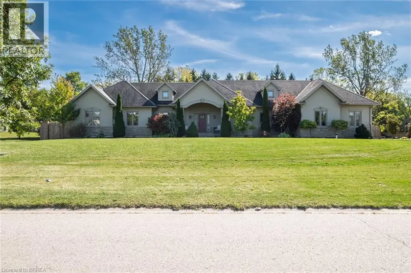 Detached at 24 WINGROVE WOODS, Brantford