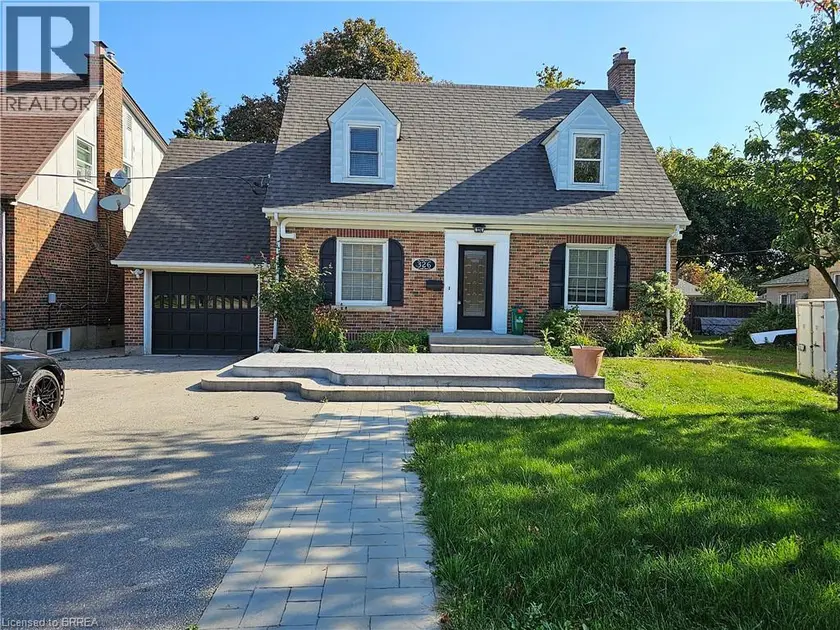 Detached at 326 ERIE Avenue, Brantford