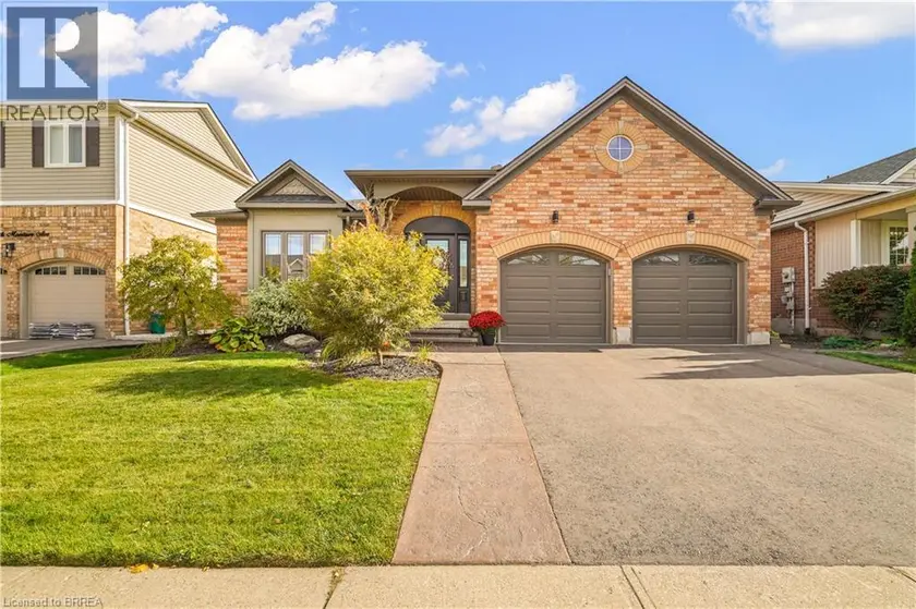 Detached at 42 EDITH MONTURE Avenue, Brantford