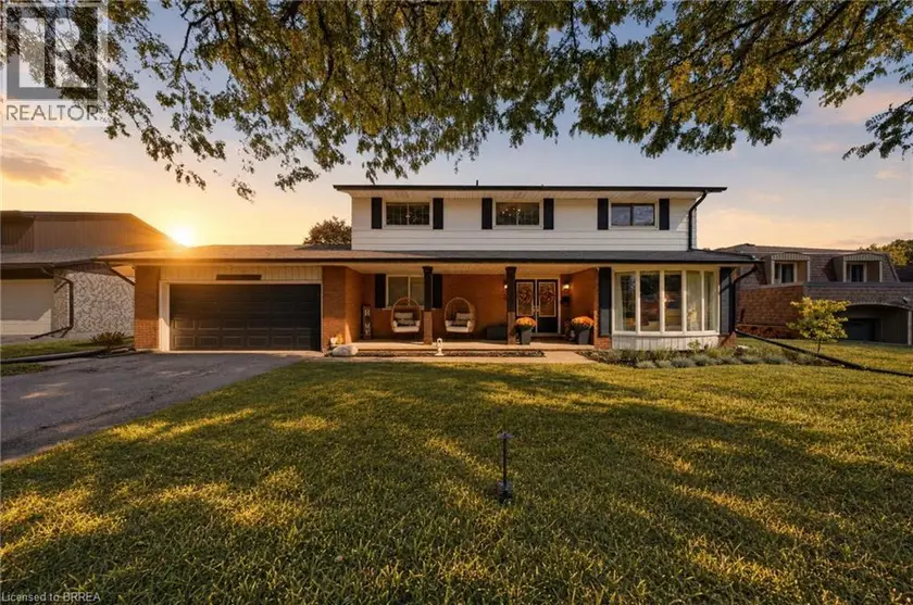 Detached at 25 CEDARLAND Drive