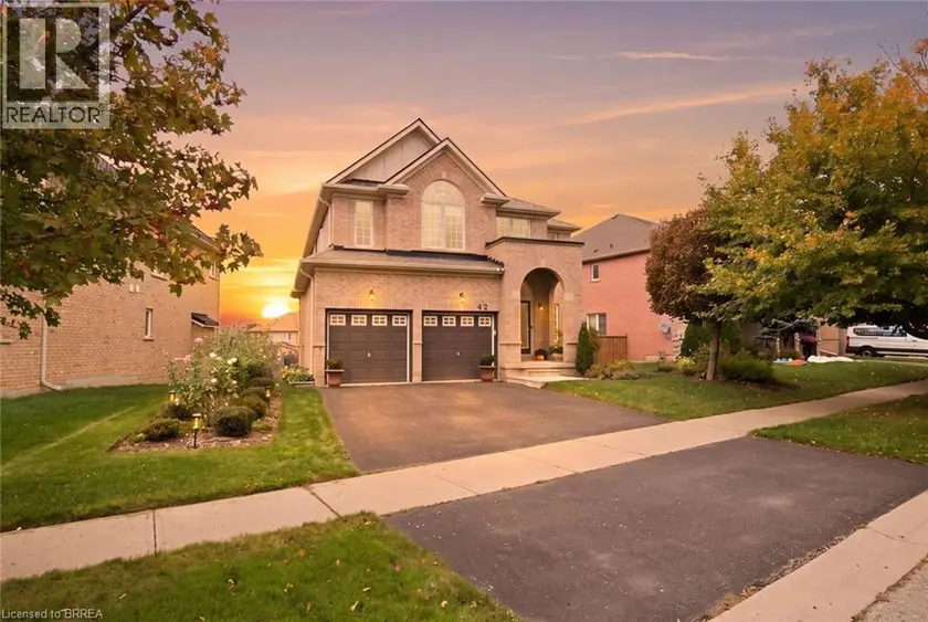 Detached at 42 STEPHENSON Road