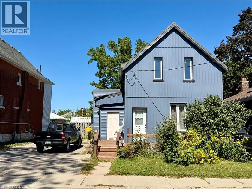 Detached at 112 ARTHUR Street, Brantford