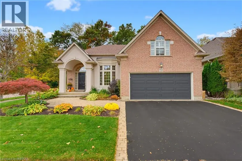 Detached at 70 CARMICHAEL Crescent, Brantford