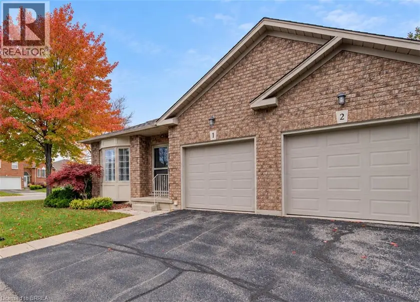 Townhouse at 10 COURTLAND Drive Unit# 1, Brantford