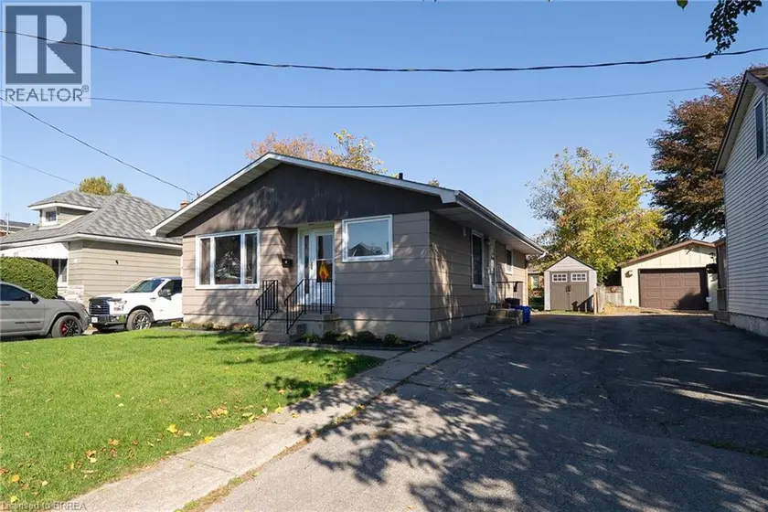 Detached at 30 LIDA Street, Brantford