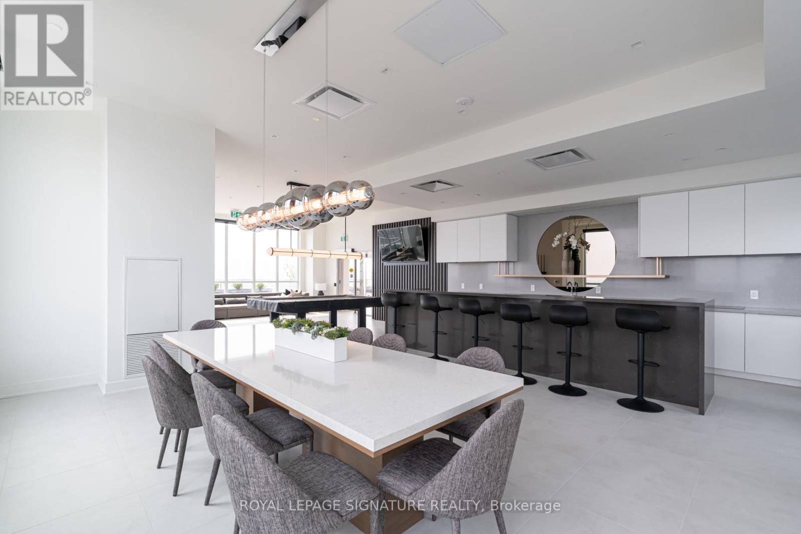 Apartment at 1202 - 2 TEAGARDEN COURT, Toronto