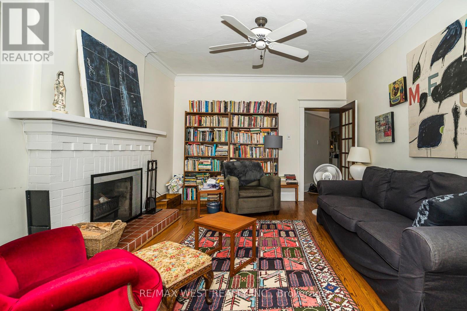 Detached at 9B HUMEWOOD DRIVE, Toronto