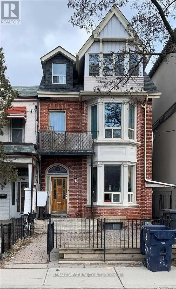 Semi-Detached/Link at 124 BALDWIN STREET, Toronto