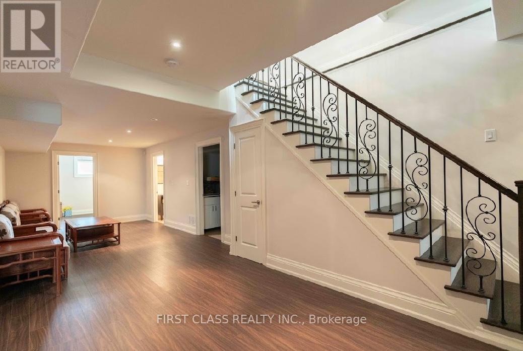 Detached at 25 DRESDEN ROAD, Toronto