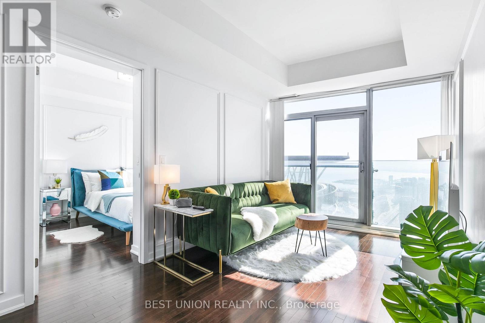 Apartment at 6406 - 14 YORK STREET, Toronto (Waterfront Communities)