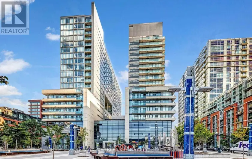 Apartment at 712E - 36 LISGAR STREET, Toronto