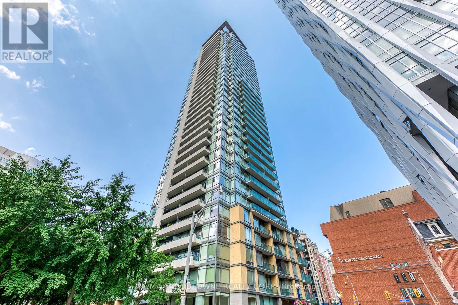Apartment at 3204 - 18 YORKVILLE AVENUE, Toronto (Annex)