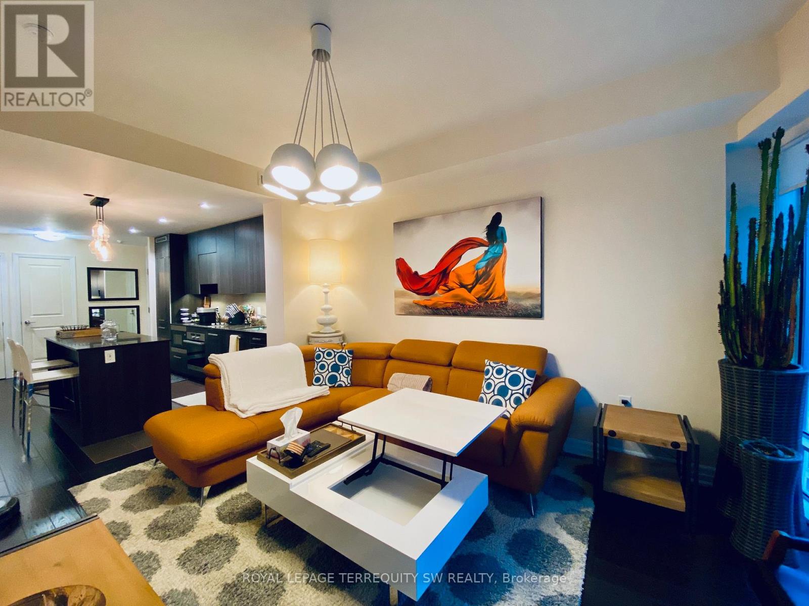Apartment at 2012 - 8 THE ESPLANADE, Toronto (Waterfront Communities)