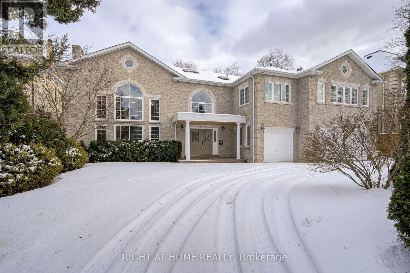 Detached at 49 ARJAY CRESCENT, Toronto (Bridle Path-Sunnybrook-York Mills)