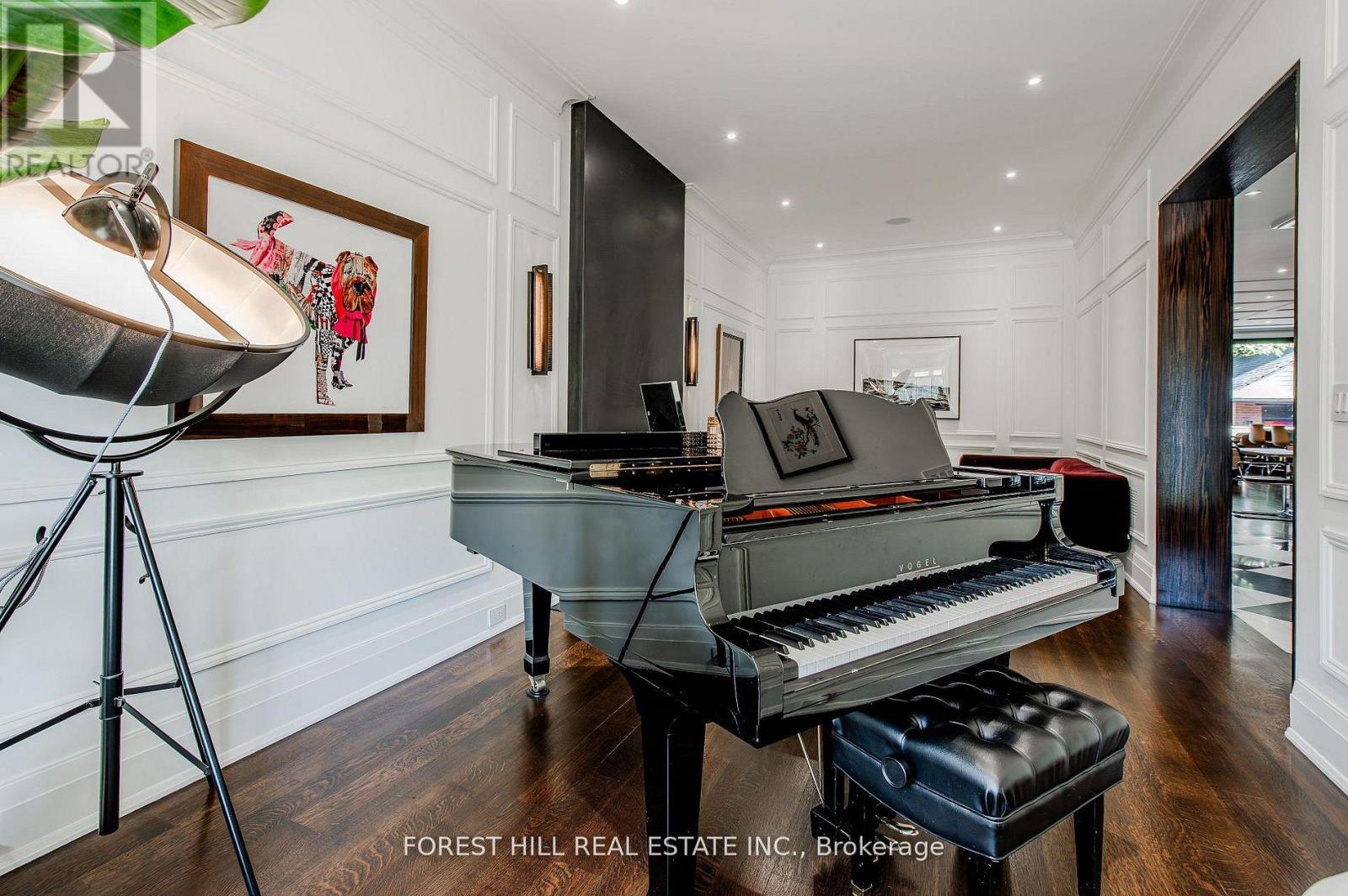 Detached at 176 BALMORAL AVENUE, Toronto