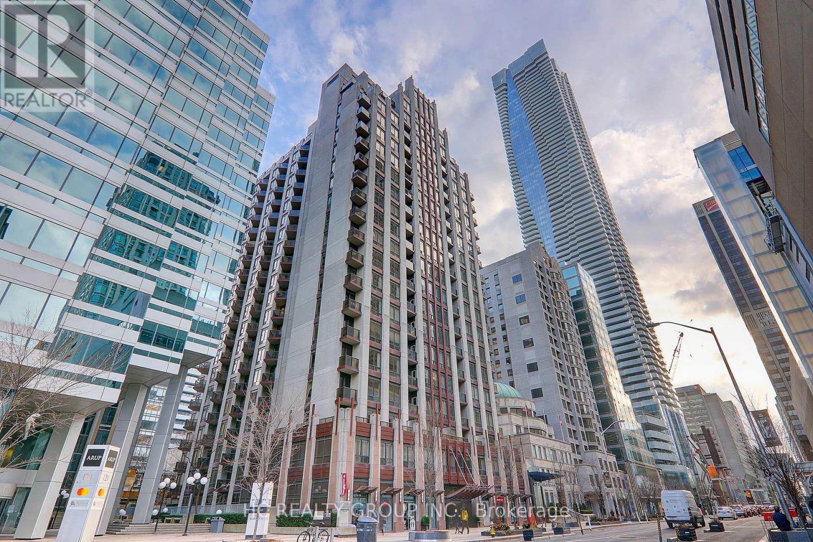 Apartment at 412 - 85 BLOOR STREET E, Toronto (Church-Yonge Corridor)