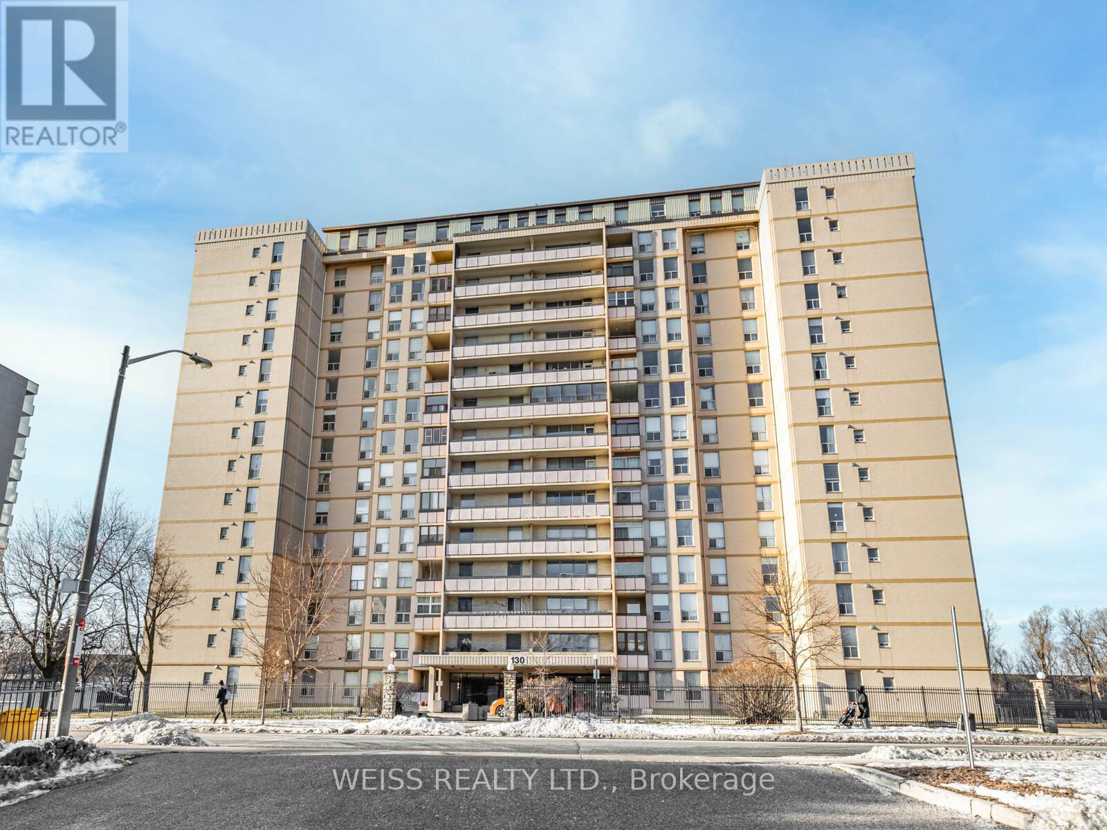 Apartment at 301 - 130 NEPTUNE DRIVE, Toronto (Englemount-Lawrence)