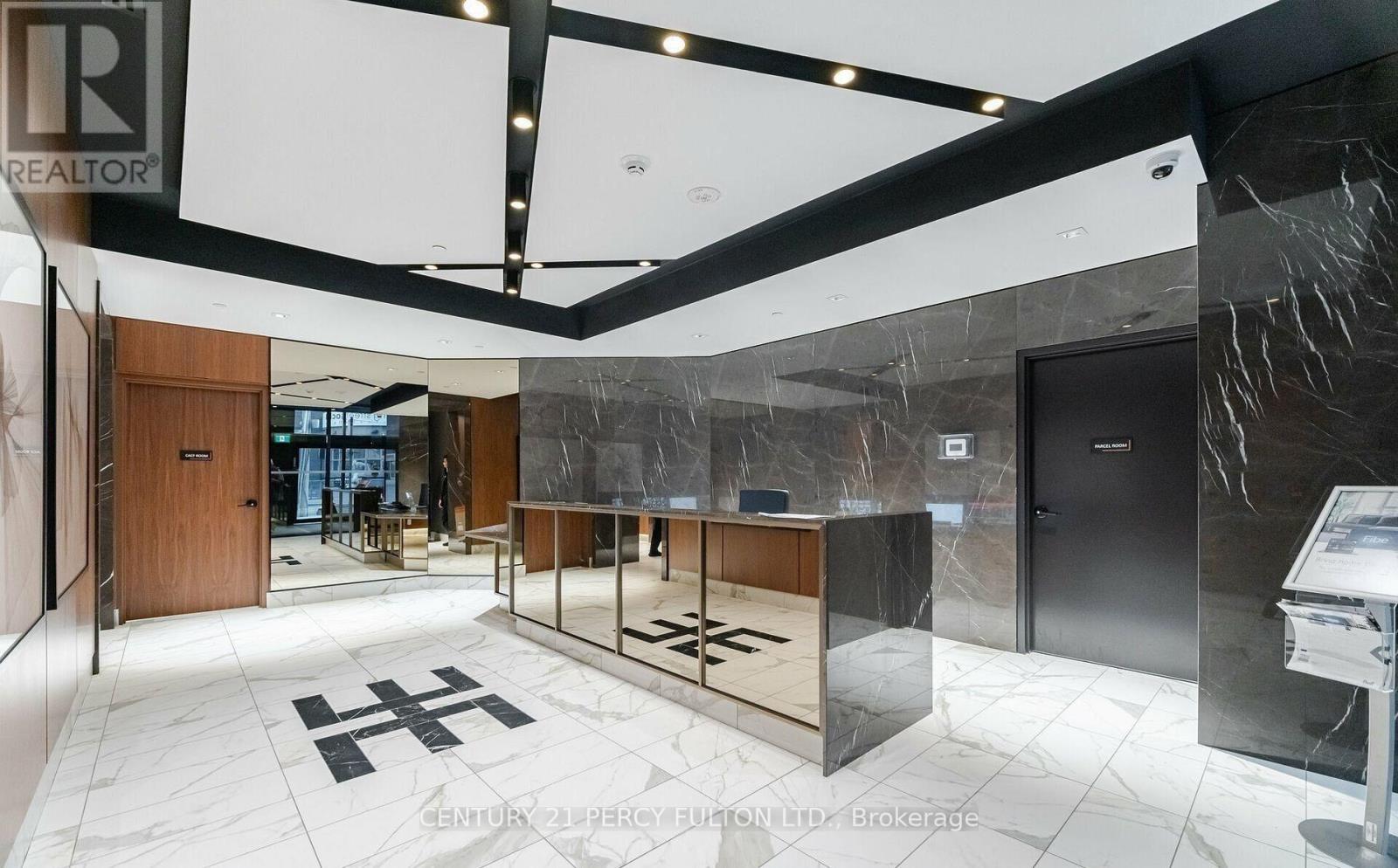 Apartment at 1807 - 327 KING STREET W, Toronto (Waterfront Communities)