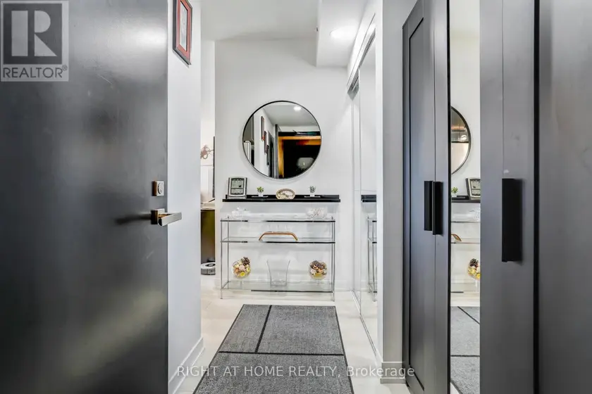 Apartment at 402 - 31 TIPPETT ROAD, Toronto (Clanton Park)