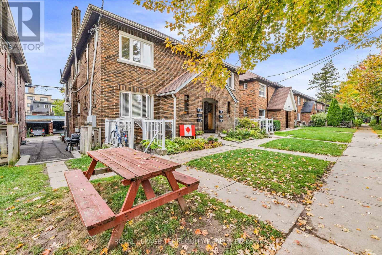 Multiplex at 51 CLAXTON BOULEVARD, Toronto (Humewood-Cedarvale)