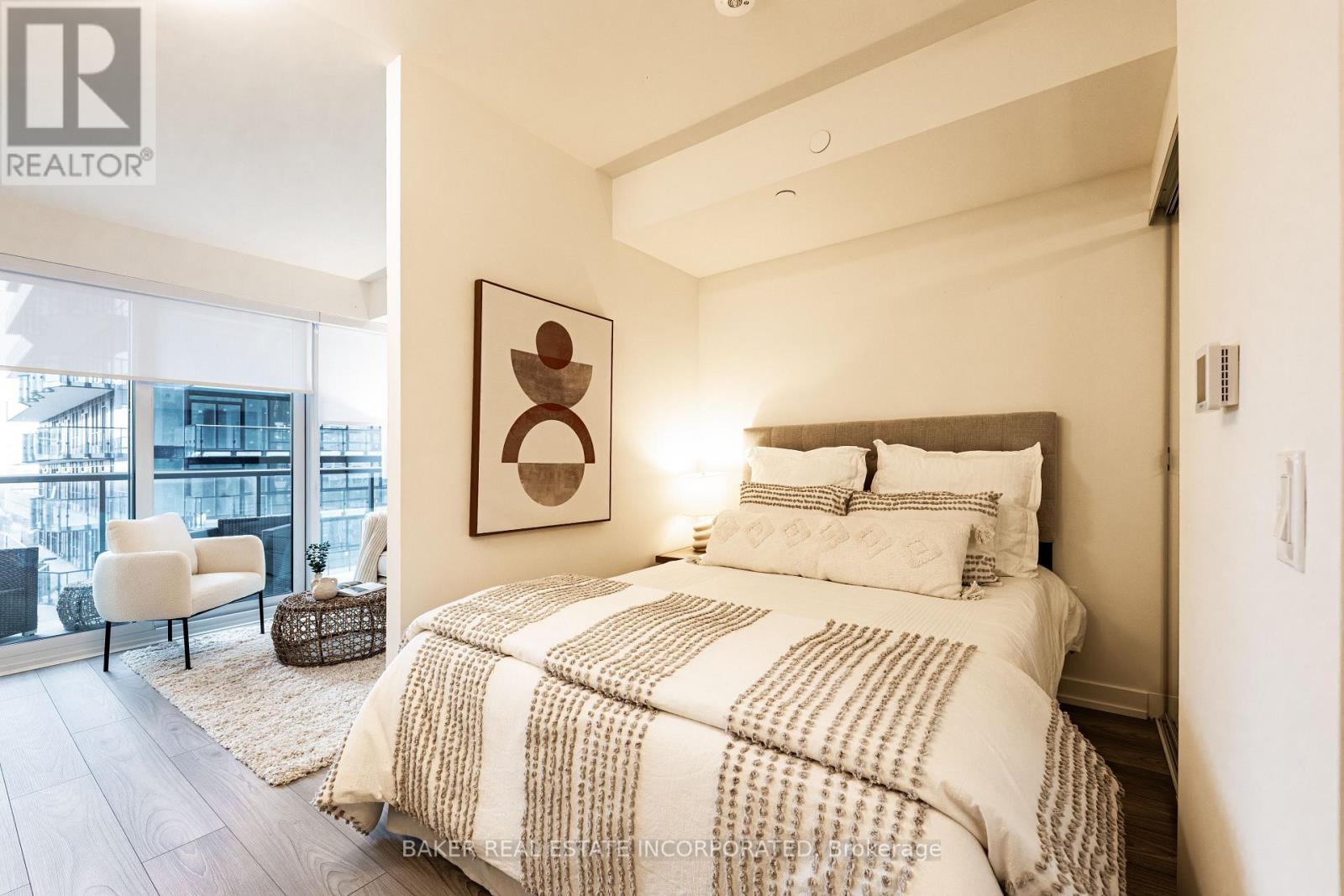 Apartment at 3312 - 223 REDPATH AVENUE, Toronto (Mount Pleasant West)