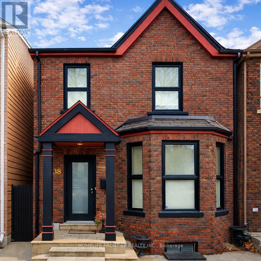 Townhouse at 38 HENDERSON AVENUE, Toronto (Trinity-Bellwoods)