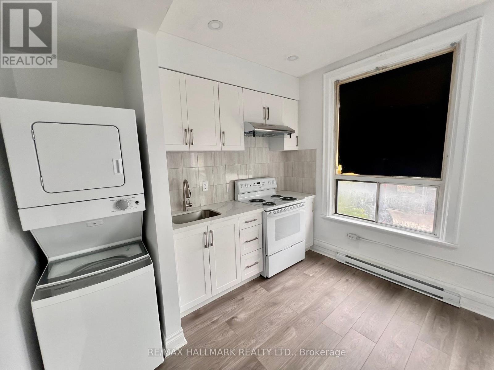 Multiplex at 1 - 454 BLOOR STREET W, Toronto (Annex)