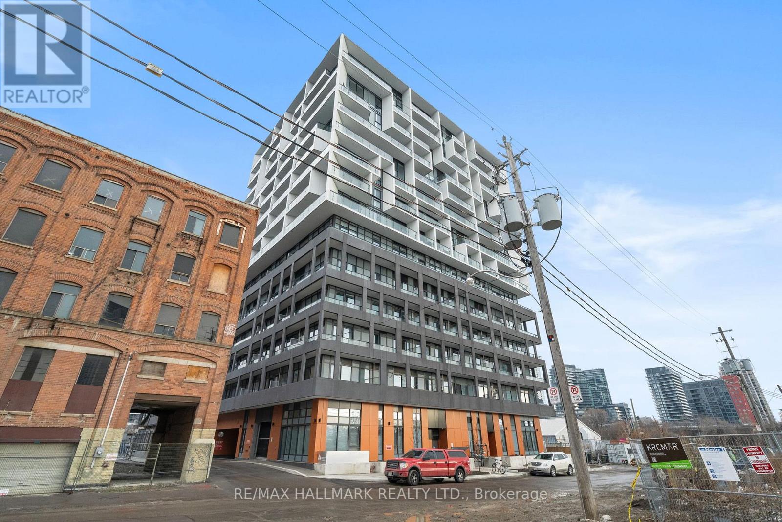 Apartment at 207 - 9 TECUMSETH STREET, Toronto (Niagara)
