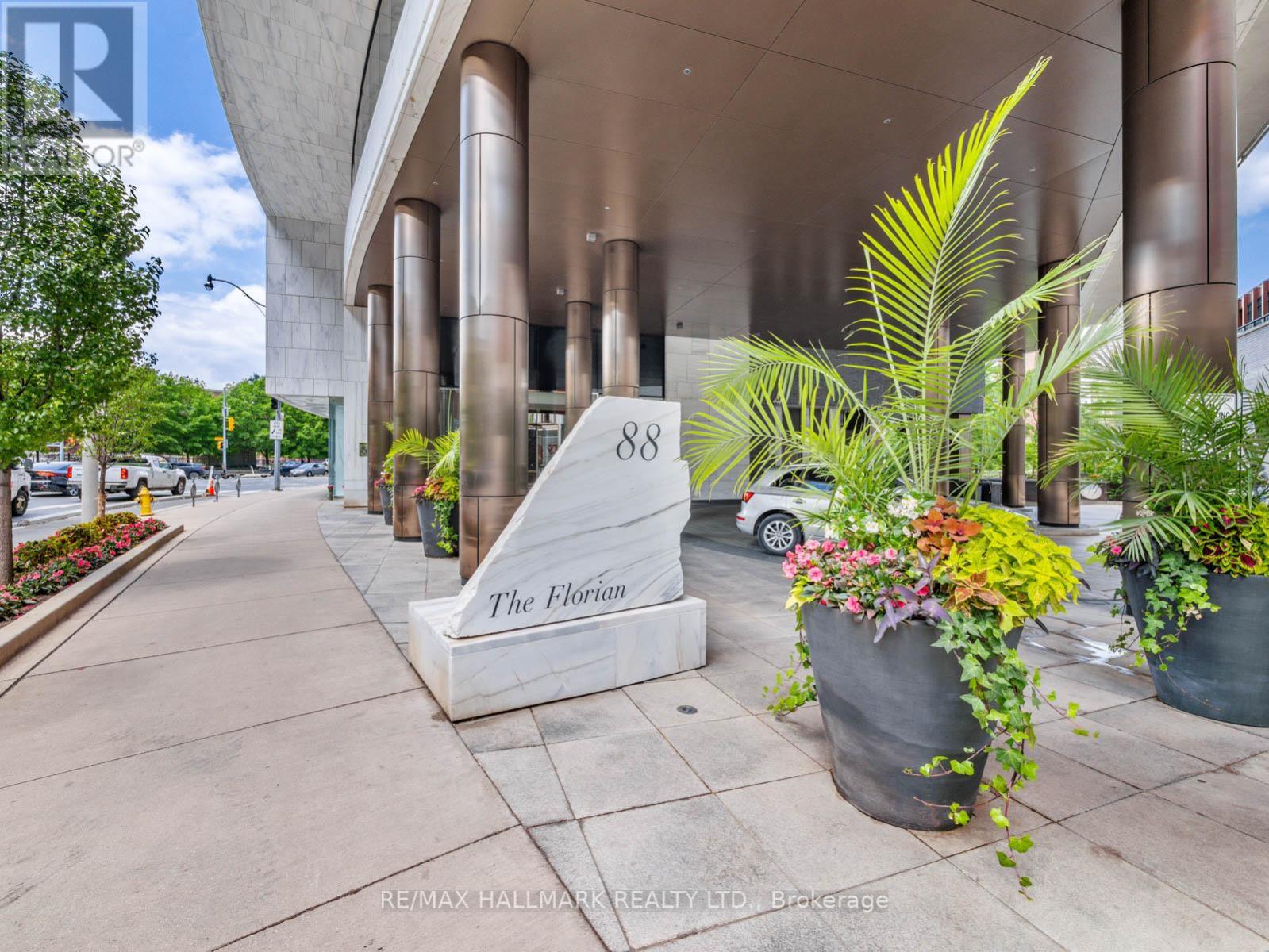 Apartment at 308 - 88 DAVENPORT ROAD, Toronto (Annex)