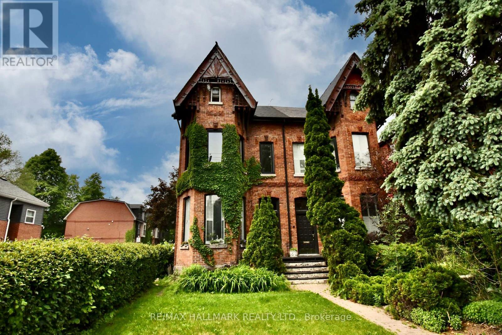 Multiplex at 34 RIVER STREET, Toronto (Regent Park)