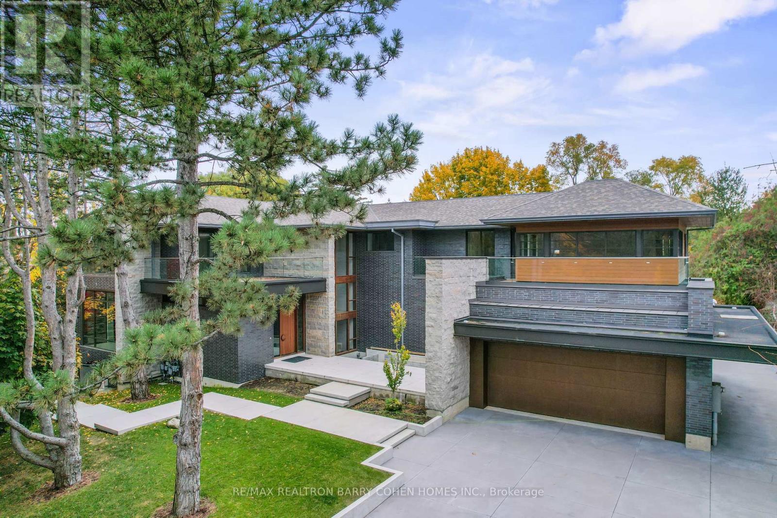 Detached at 103 OLD COLONY ROAD, Toronto (St. Andrew-Windfields)