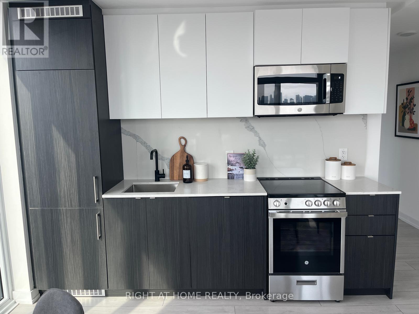 Apartment at 504 - 500 DUPONT STREET, Toronto