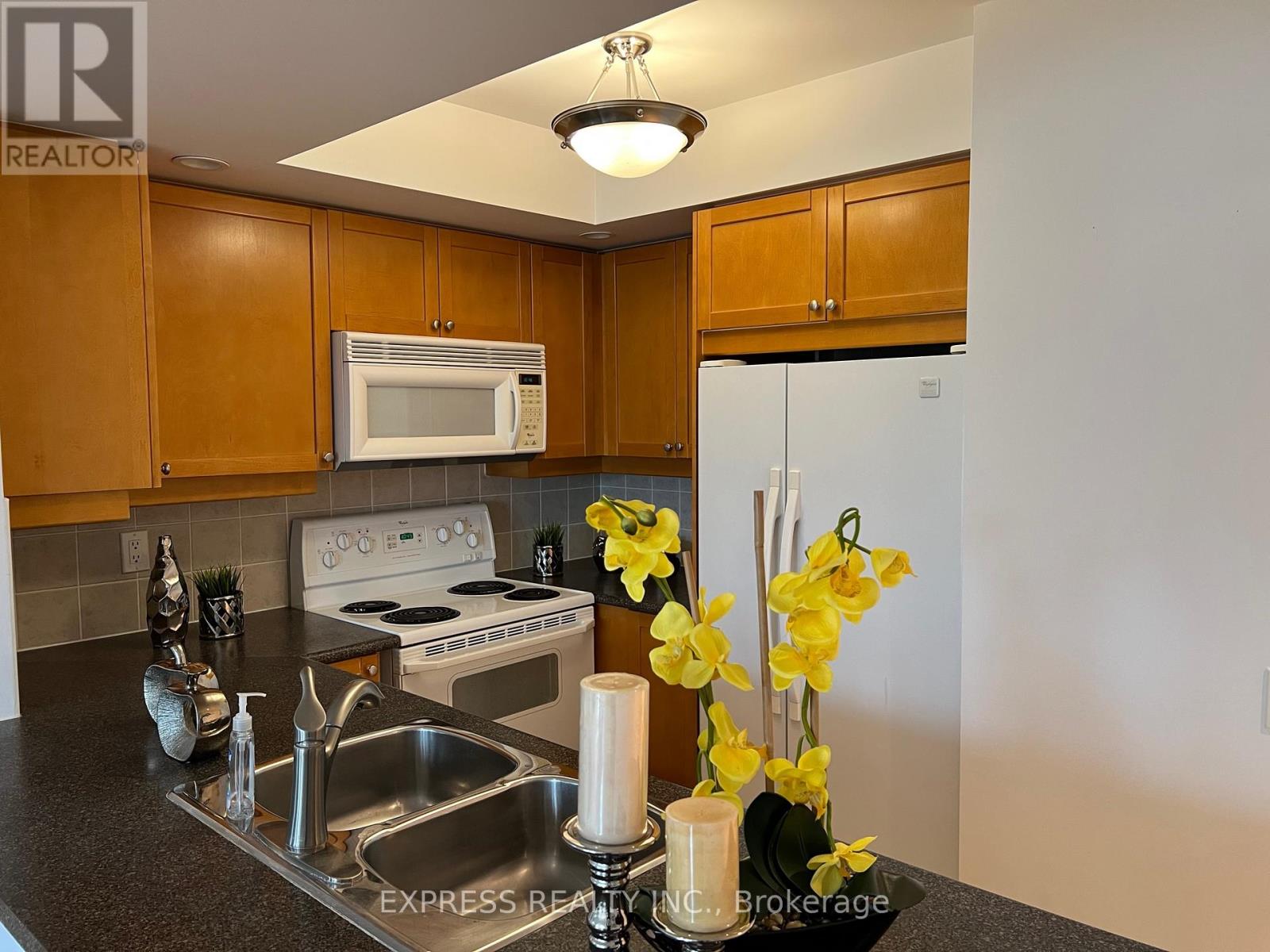 Apartment at 1024 - 15 NORTHTOWN WAY, Toronto (Willowdale West)