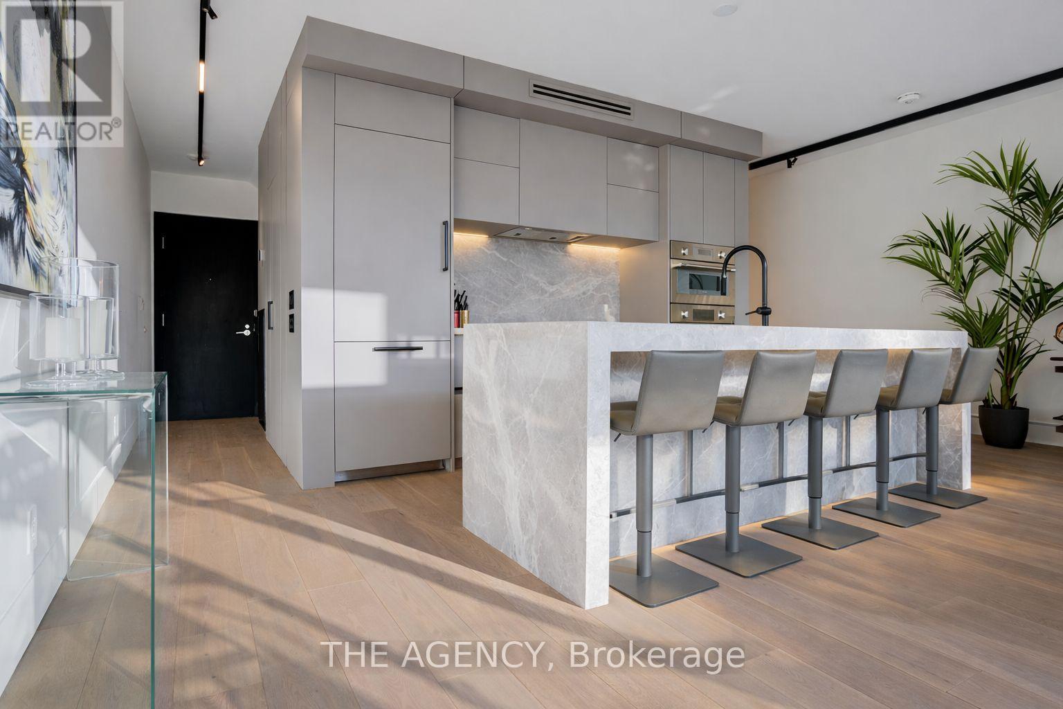 Apartment at 704 - 75 PORTLAND STREET, Toronto (Waterfront Communities)