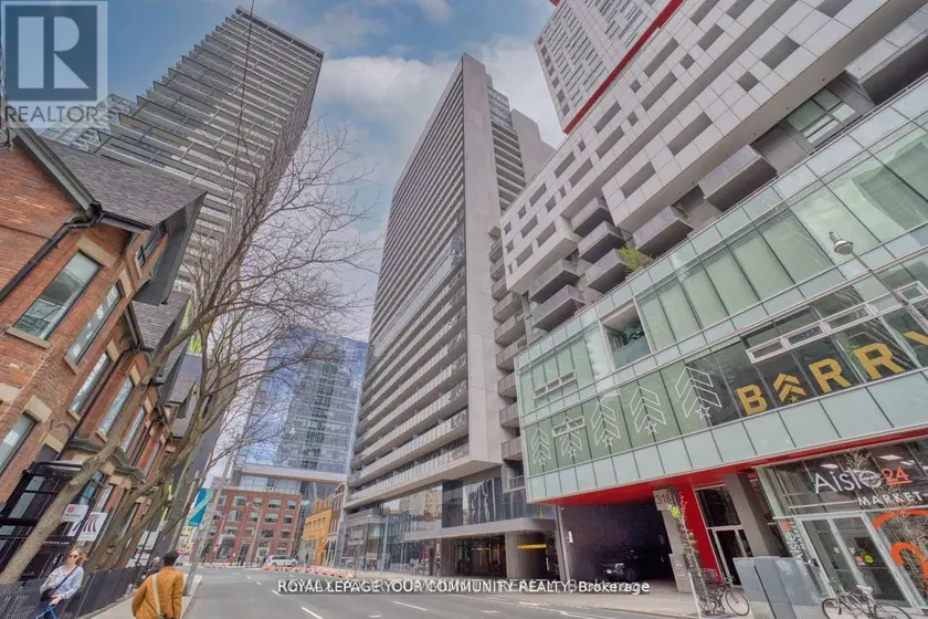 Apartment at 1711 - 330 RICHMOND STREET W, Toronto