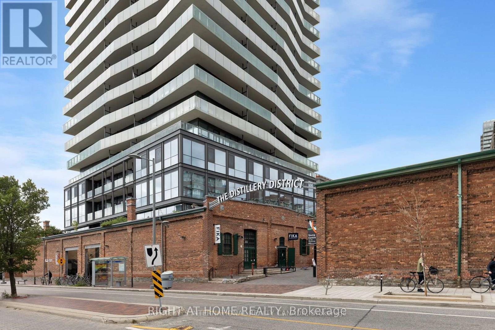 Apartment at 1405 - 390 CHERRY STREET, Toronto (Waterfront Communities)