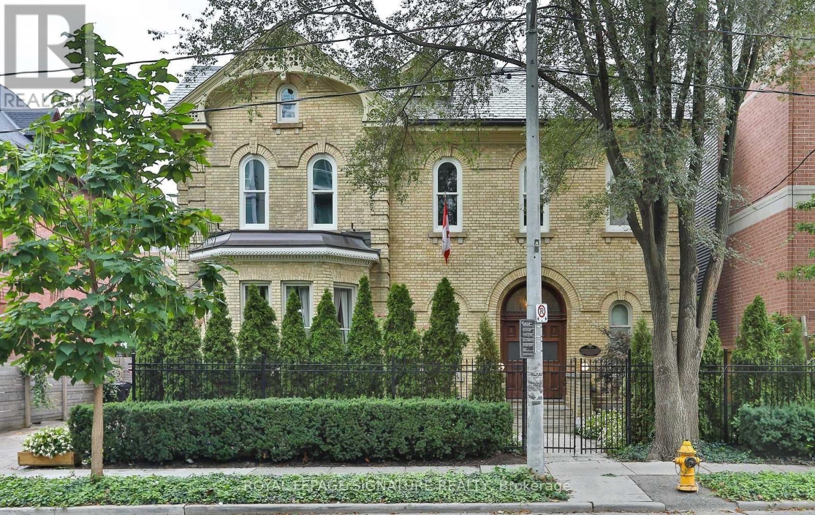 Detached at 4 WELLESLEY PLACE, Toronto (Cabbagetown-South St. James Town)