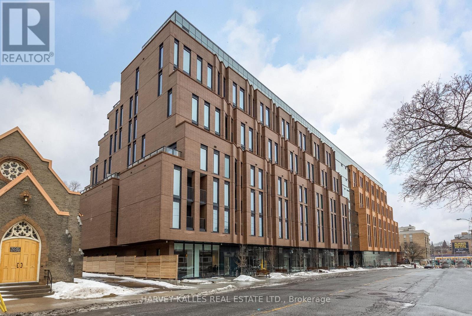 Apartment at 407 - 1720 BAYVIEW AVENUE, Toronto (Mount Pleasant East)