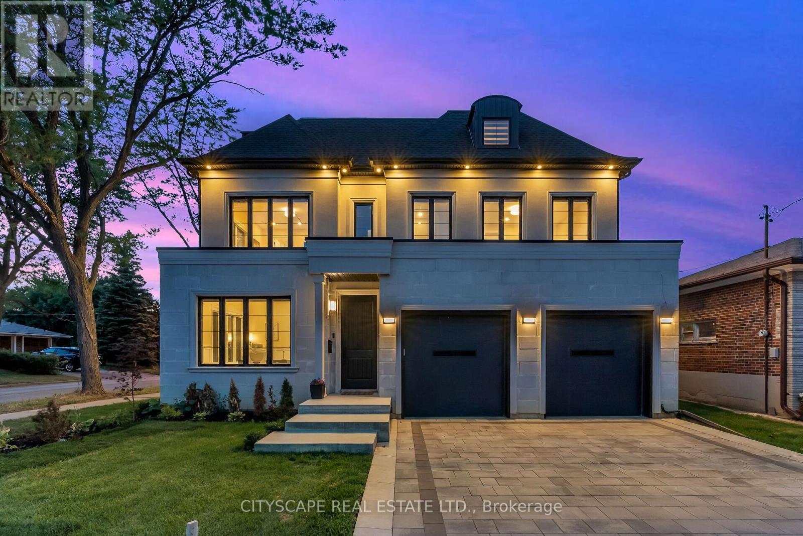 Detached at 140 HILLMOUNT AVENUE, Toronto (Englemount-Lawrence)