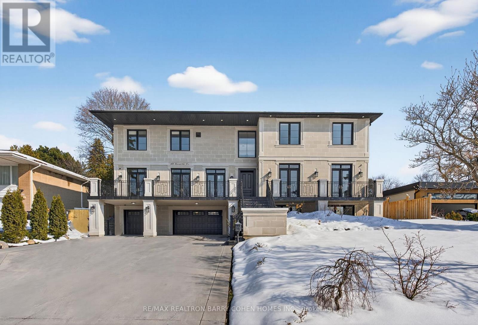 Detached at 118 LAURENTIDE DRIVE, Toronto (Parkwoods-Donalda)