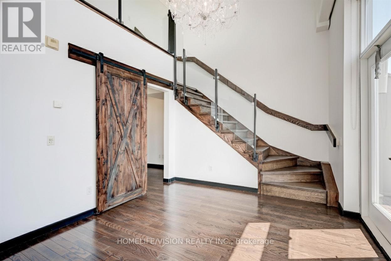 Apartment at PH505 - 915 KING STREET W, Toronto (Niagara)
