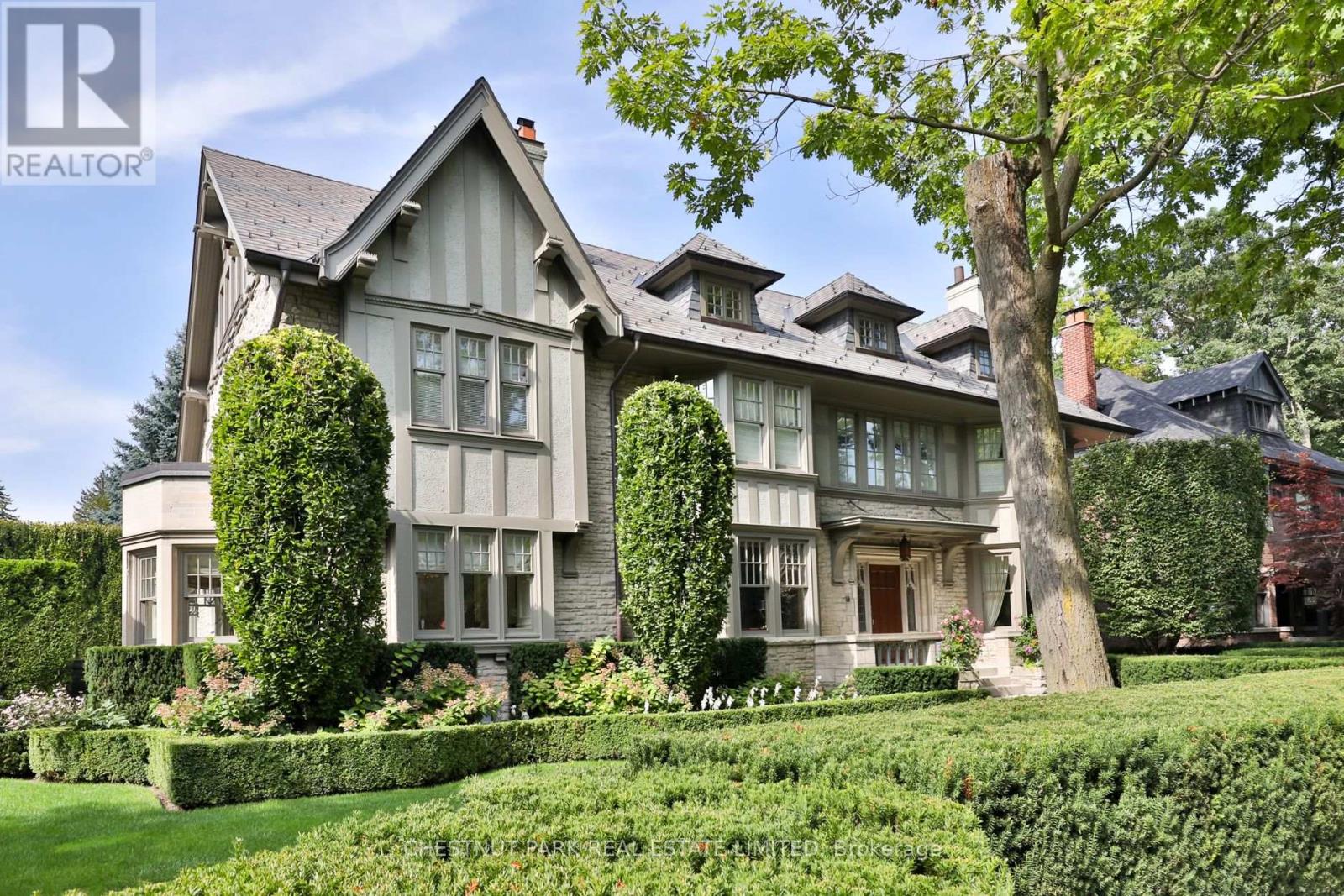 Detached at 170 ROXBOROUGH DRIVE, Toronto (Rosedale-Moore Park)