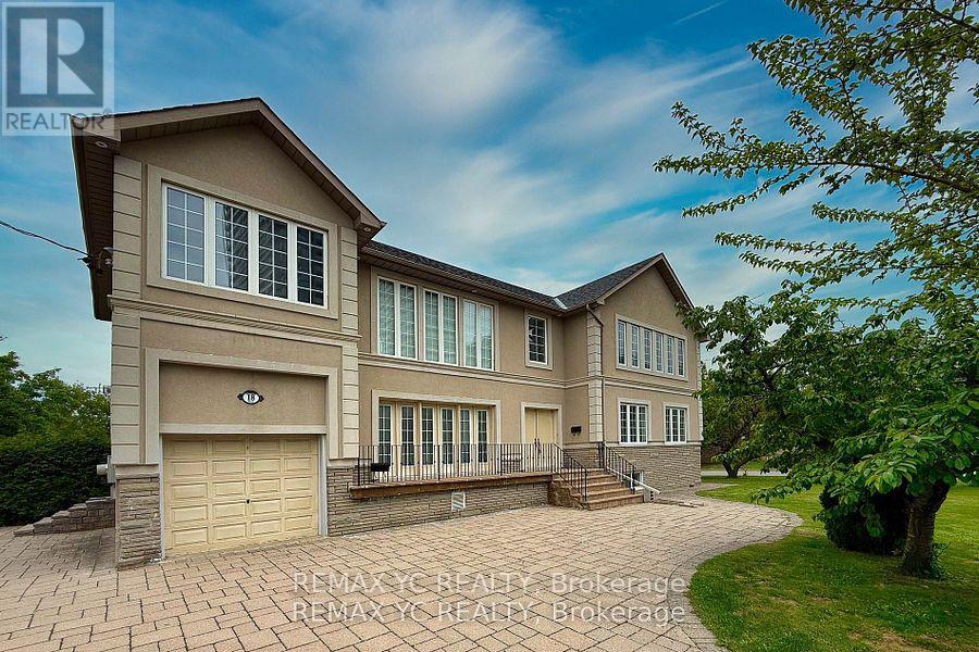 Detached at 18 MULLET ROAD, Toronto (Newtonbrook East)