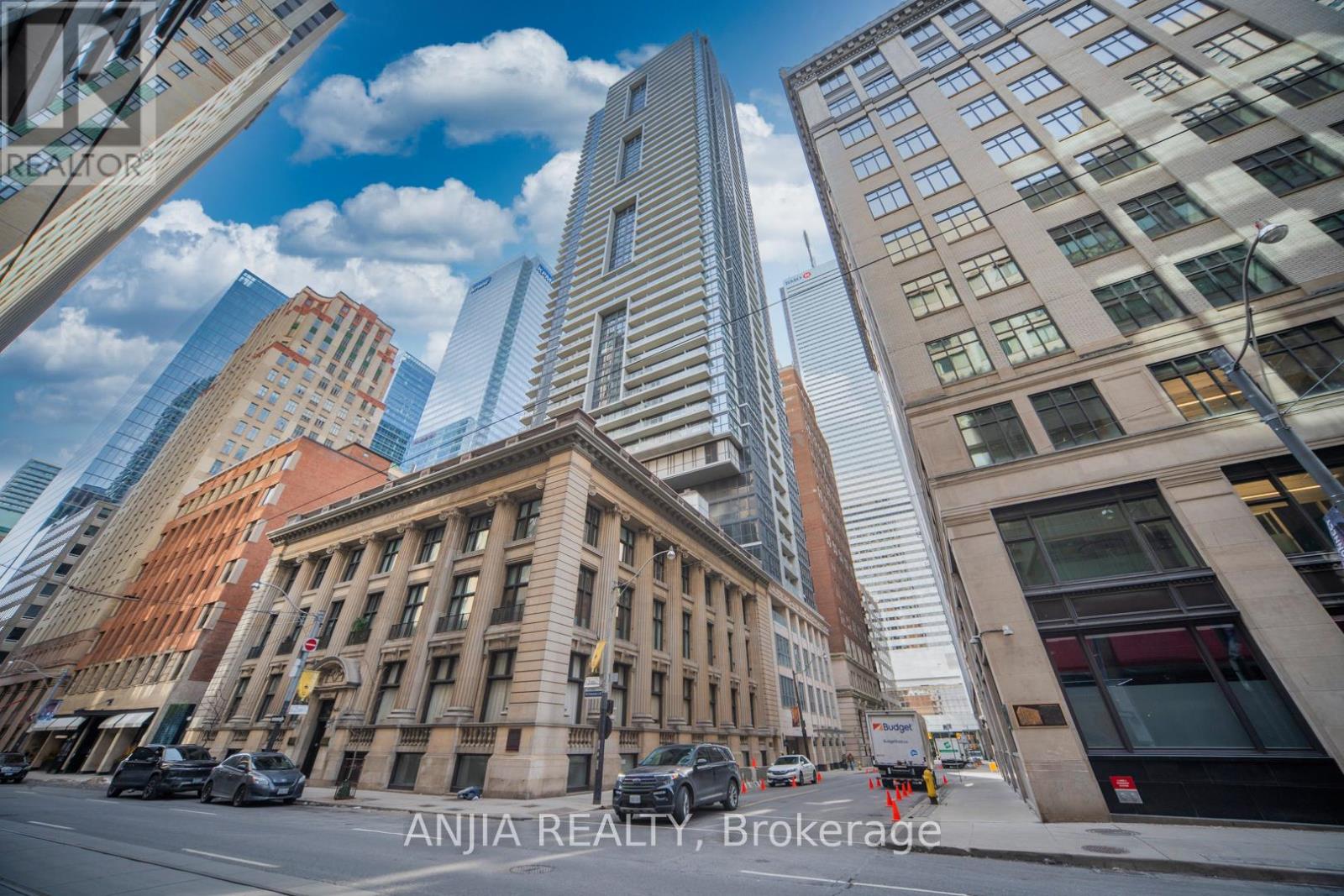 Apartment at 1511 - 70 TEMPERANCE STREET, Toronto (Bay Street Corridor)