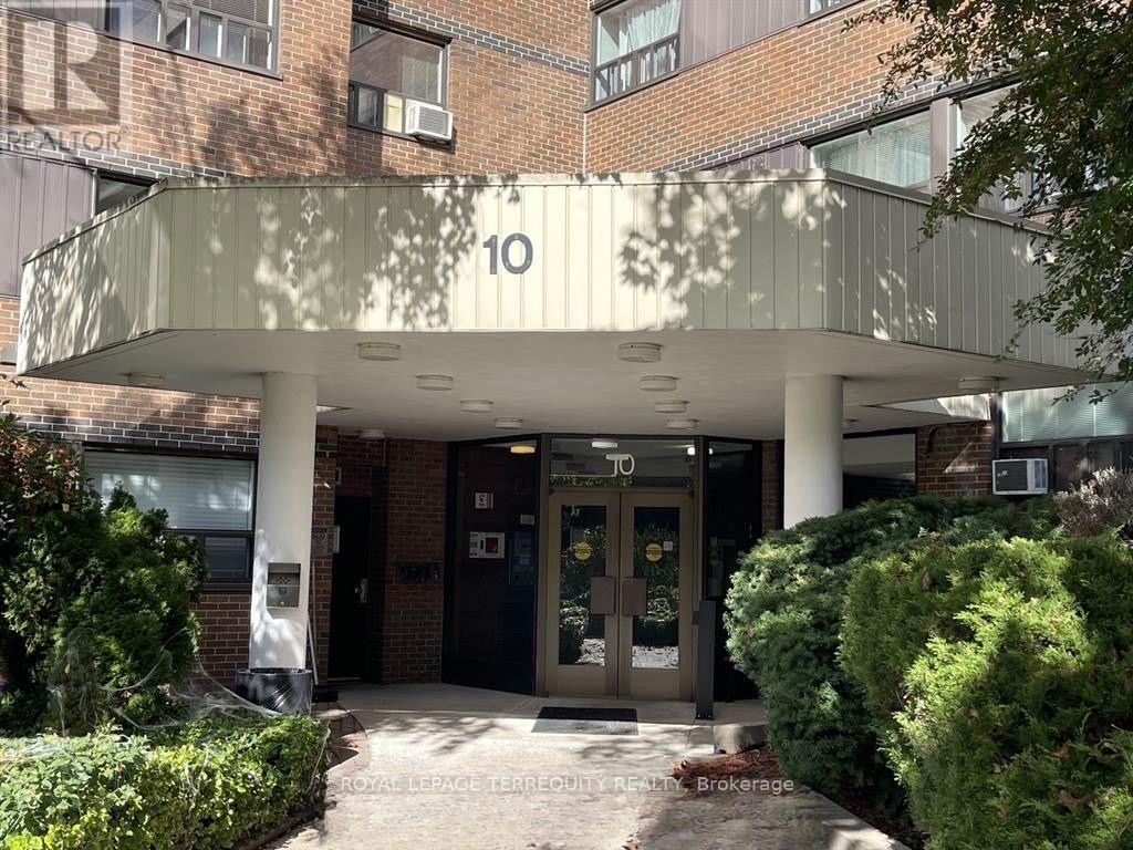 Apartment at 114 - 10 SUNRISE AVENUE, Toronto (Victoria Village)