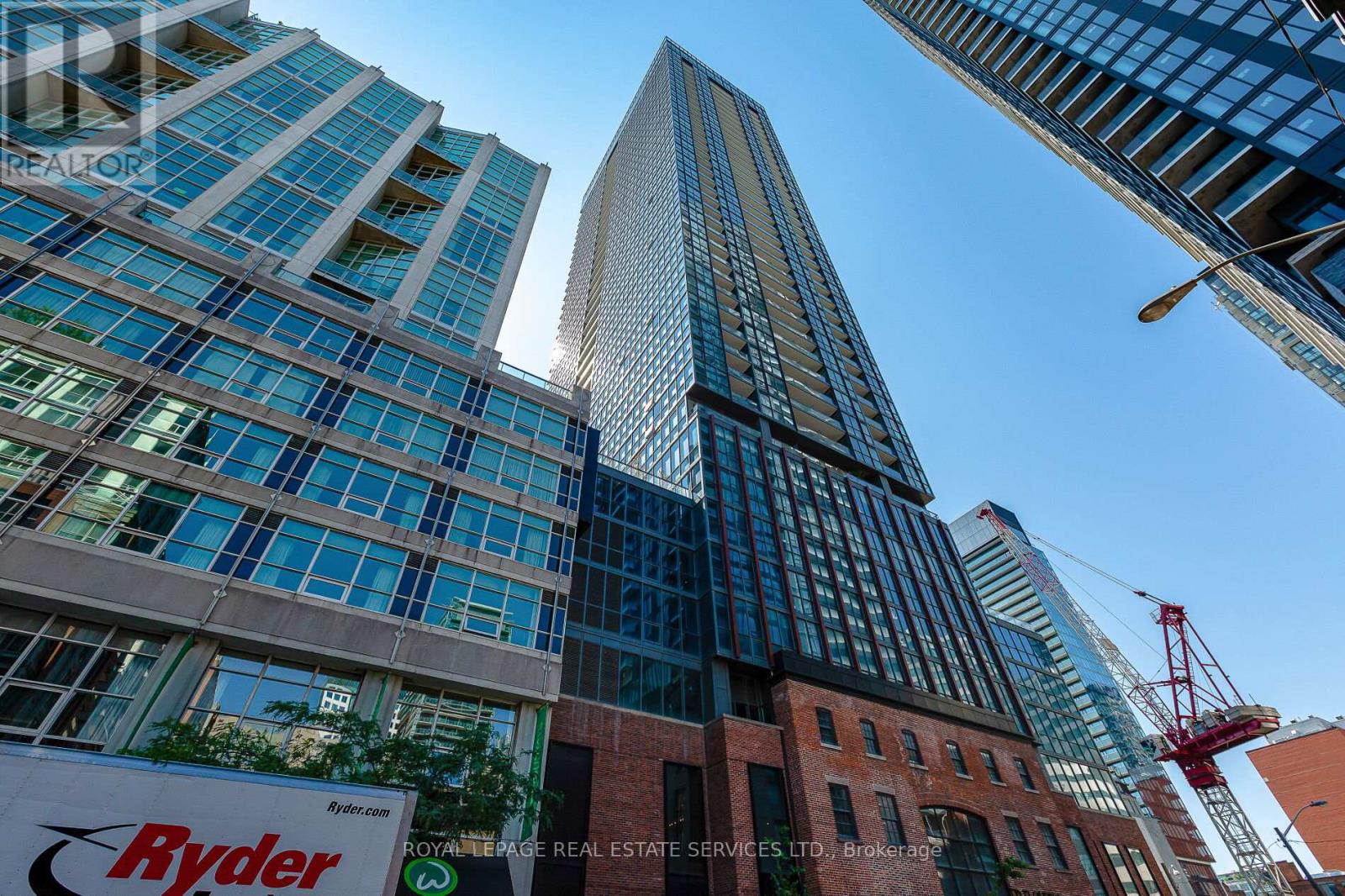 Apartment at 2301 - 88 BLUE JAYS WAY, Toronto (Waterfront Communities)
