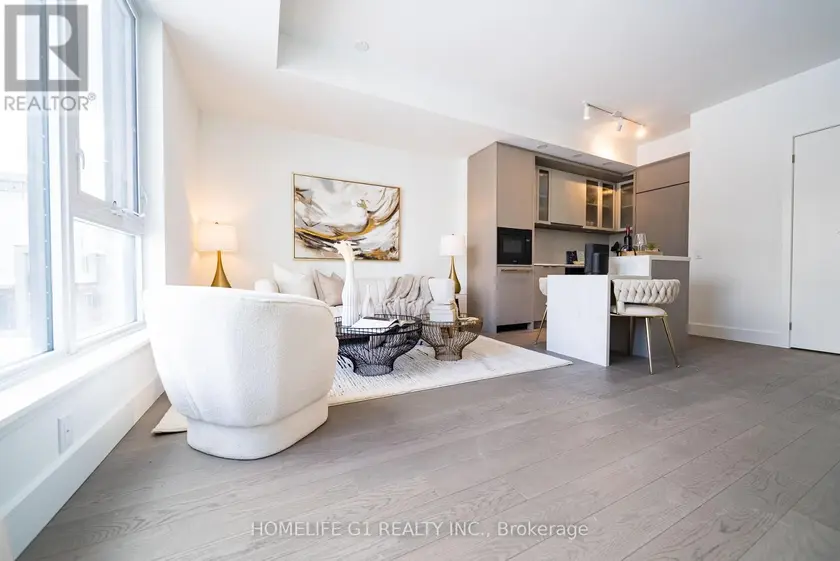 Townhouse at 116 - 6 GREENBRIAR ROAD, Toronto