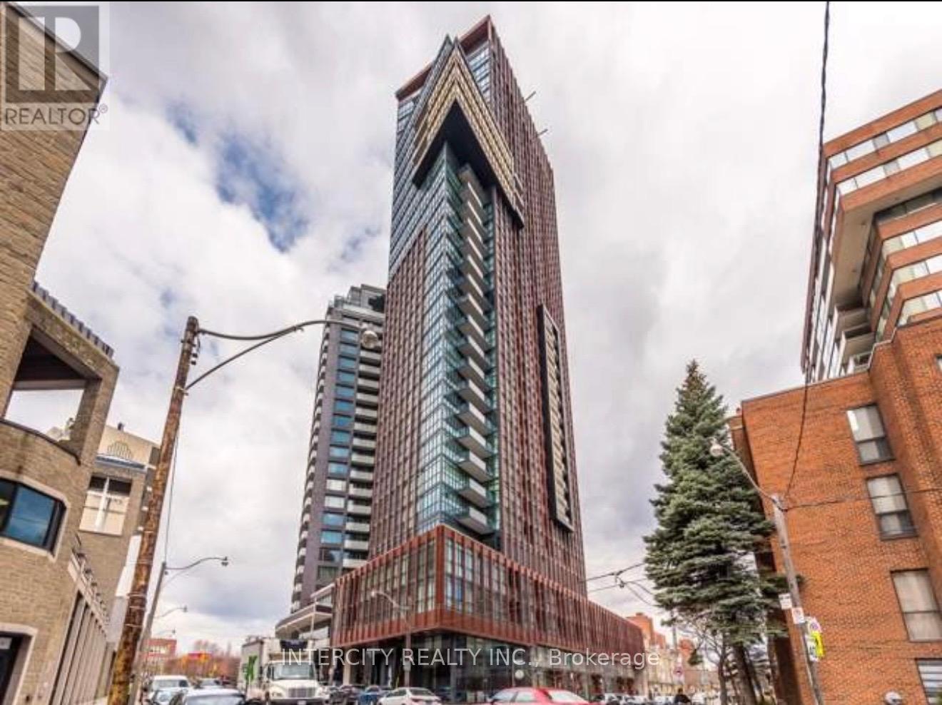 Apartment at 1802 - 32 DAVENPORT ROAD, Toronto (Annex)