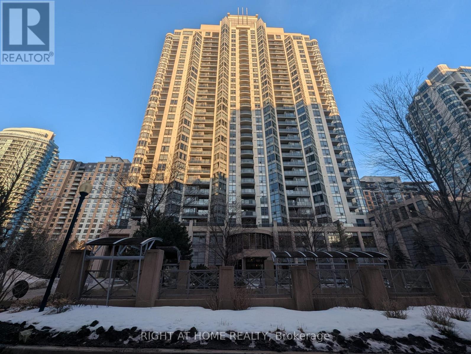 Apartment at 1103 - 10 NORTHTOWN WAY E, Toronto (Willowdale East)