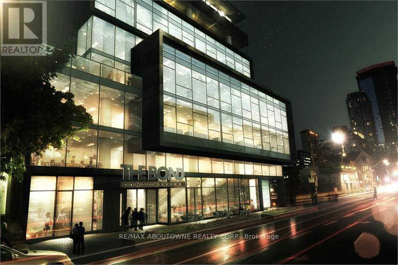 Apartment at 802 - 290 ADELAIDE STREET W, Toronto (Waterfront Communities)